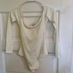 NWT Nasty Gal Ribbed Cup Detail White Bodysuit - Size 4